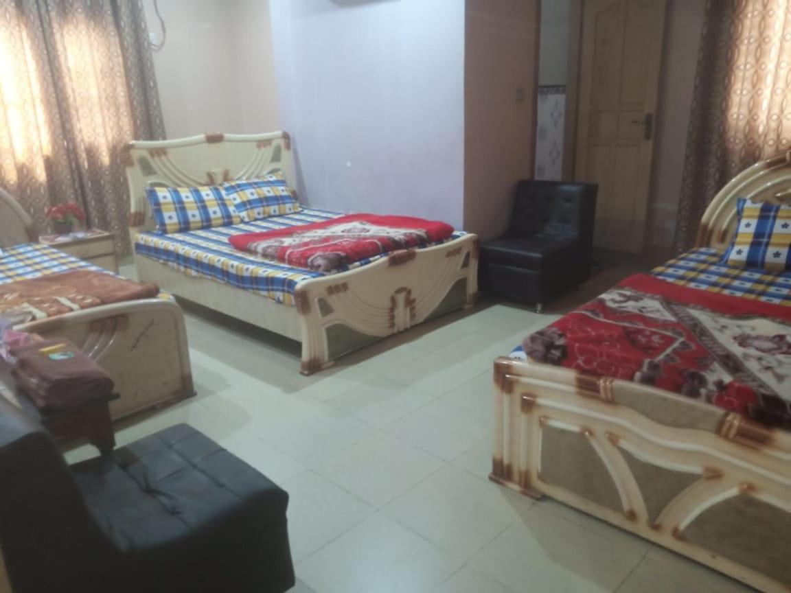 Palm Valley Hotel Sukkur Dış mekan fotoğraf